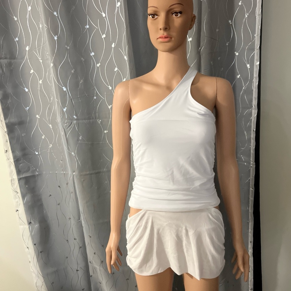 Elegant White One-Shoulder Top